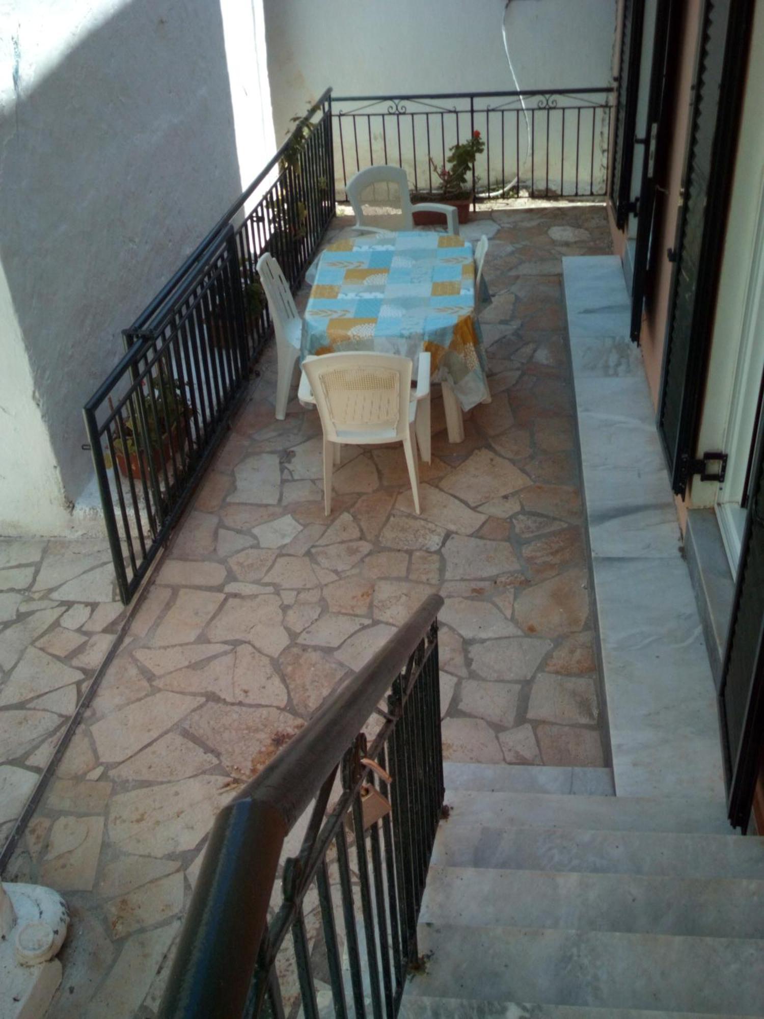 Georgia Beach Apartments Mesongi Ngoại thất bức ảnh
